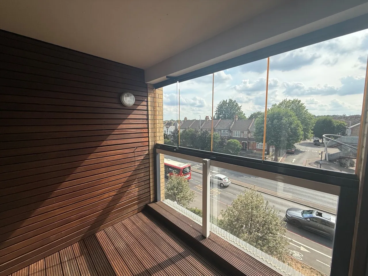 1 bed flat to rent — Bowes Road, London
