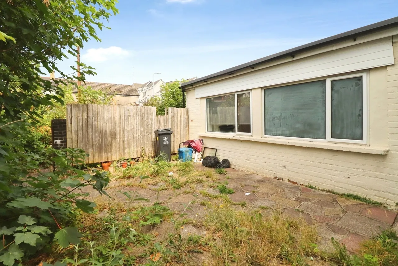 Stacey Road, Cardiff, CF24, photo 25