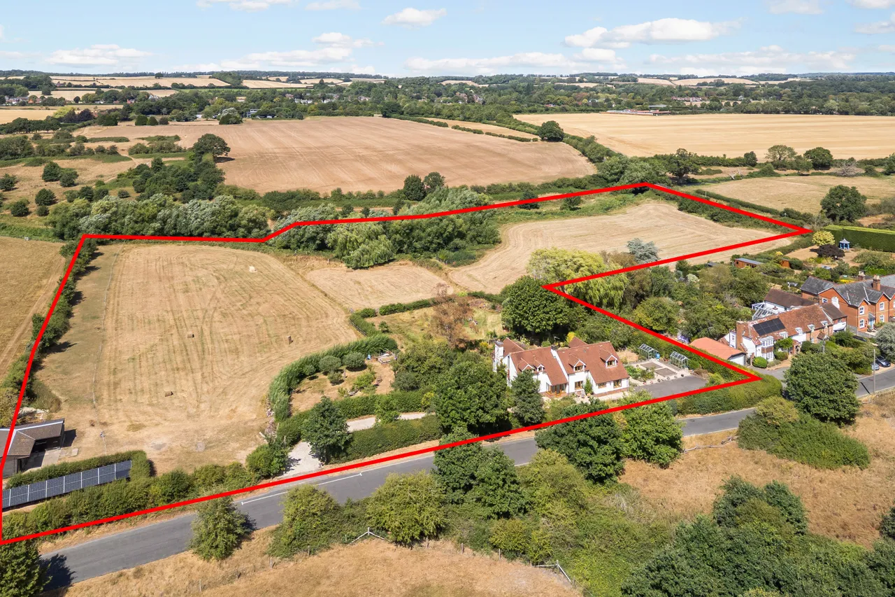 Isington Road, Isington, GU34, photo 3