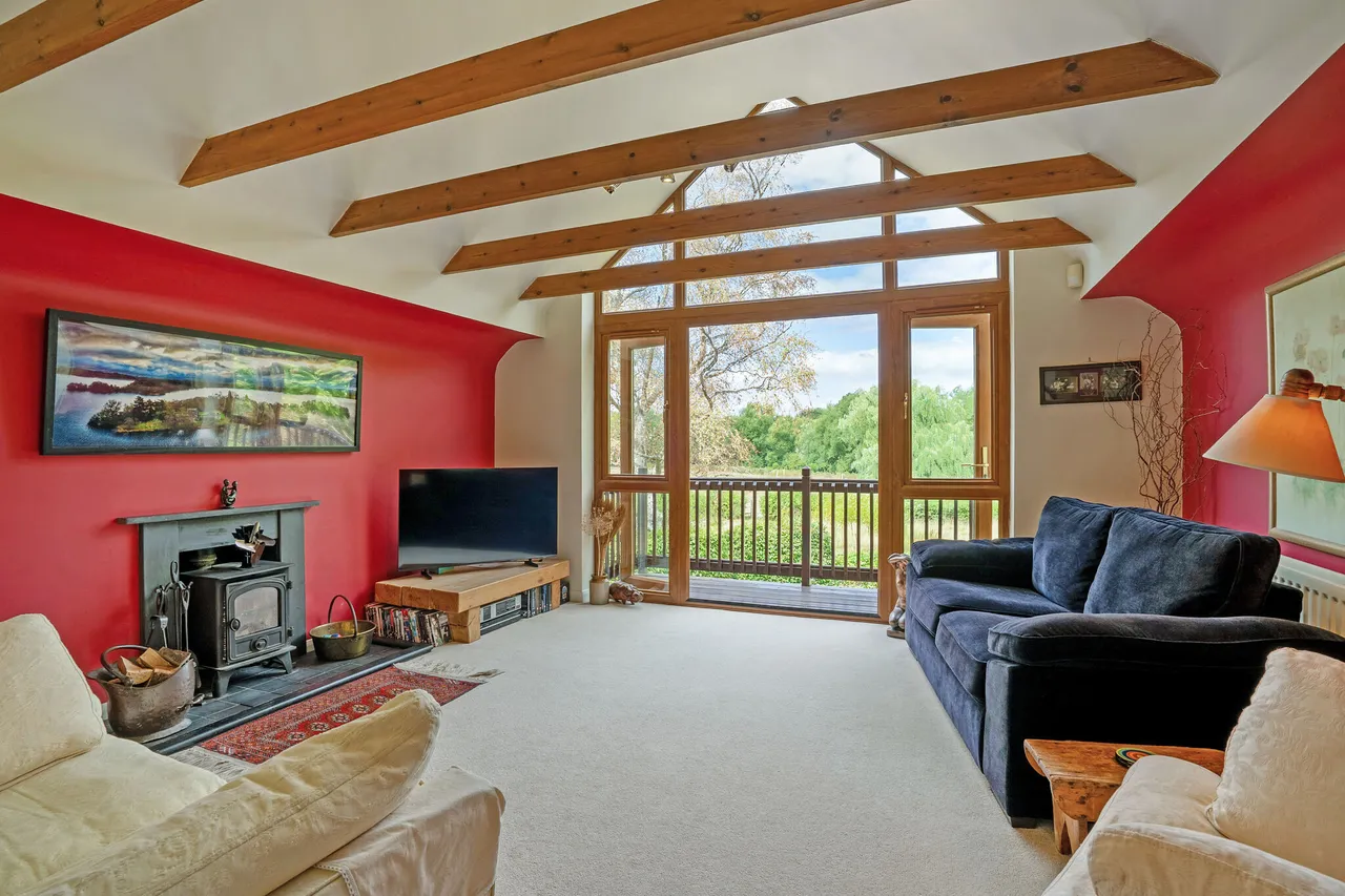 Isington Road, Isington, GU34, photo 4