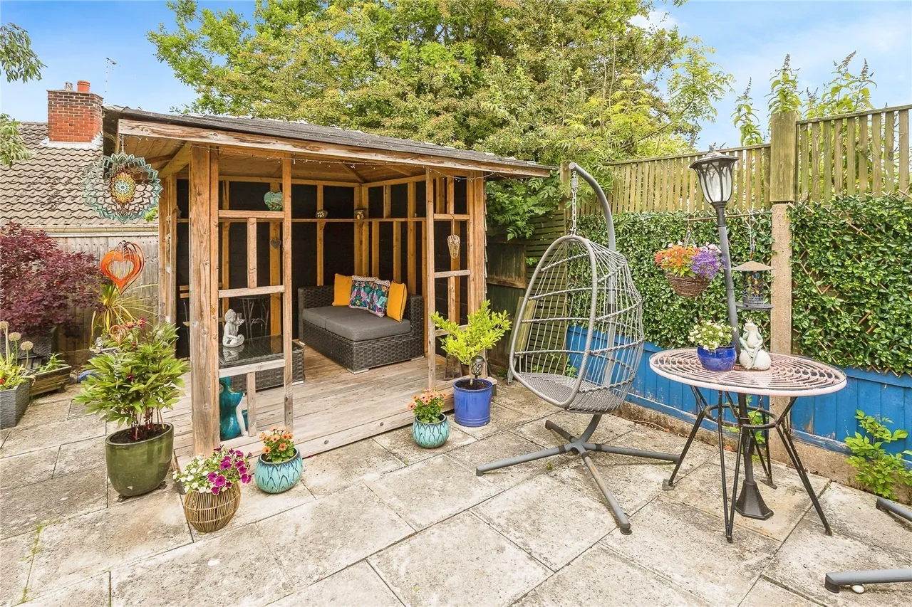 Bryn Drive, Coedpoeth, LL11, photo 17