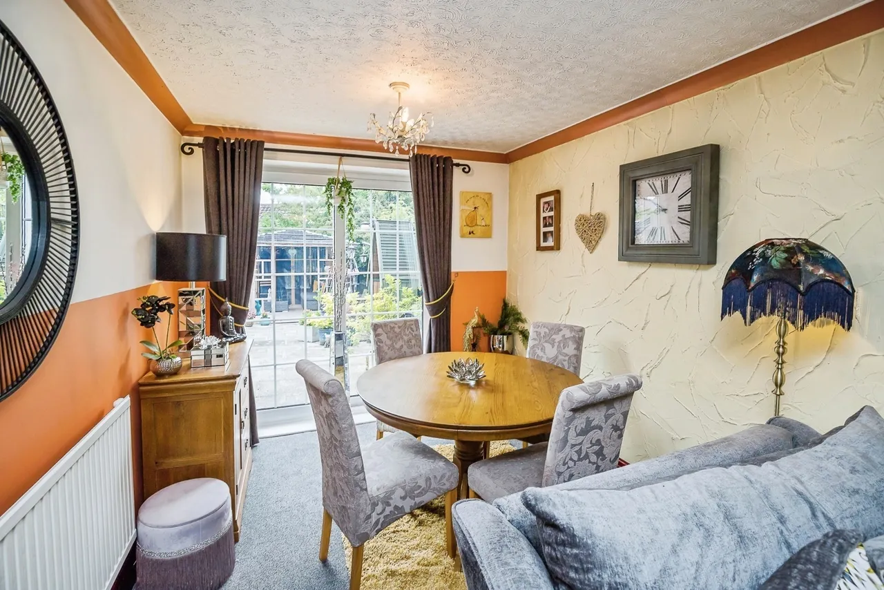 Bryn Drive, Coedpoeth, LL11, photo 4