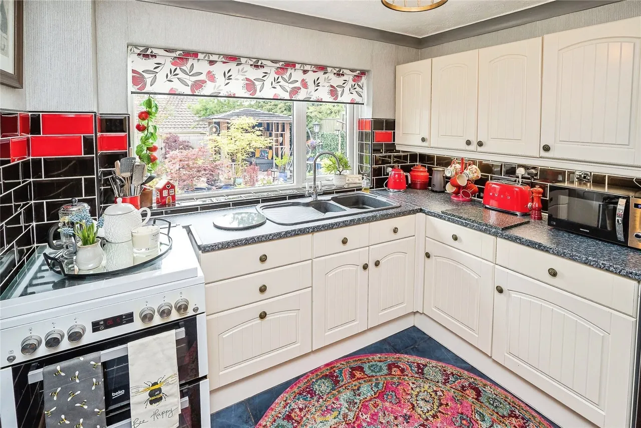 Bryn Drive, Coedpoeth, LL11, photo 5