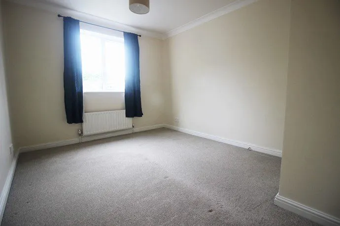 Knights Place, Redhill, RH1, photo 8