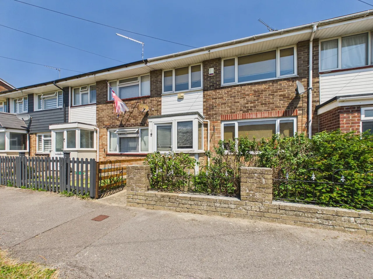 2 bed house for sale, Tytherley Green, West Leigh, PO9