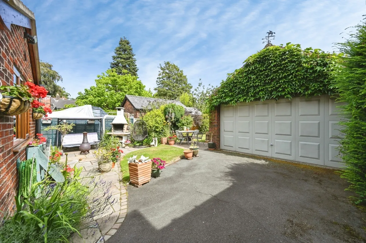 Cinnamon Lane, Fearnhead, WA2, photo 15
