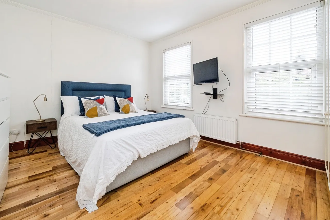 Worsley Road, LONDON, London, E11, photo 9