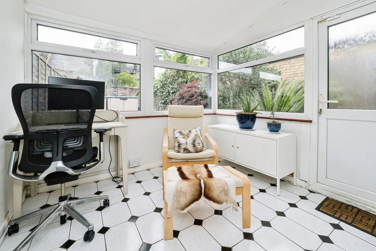 Worsley Road, LONDON, London, E11, photo 18