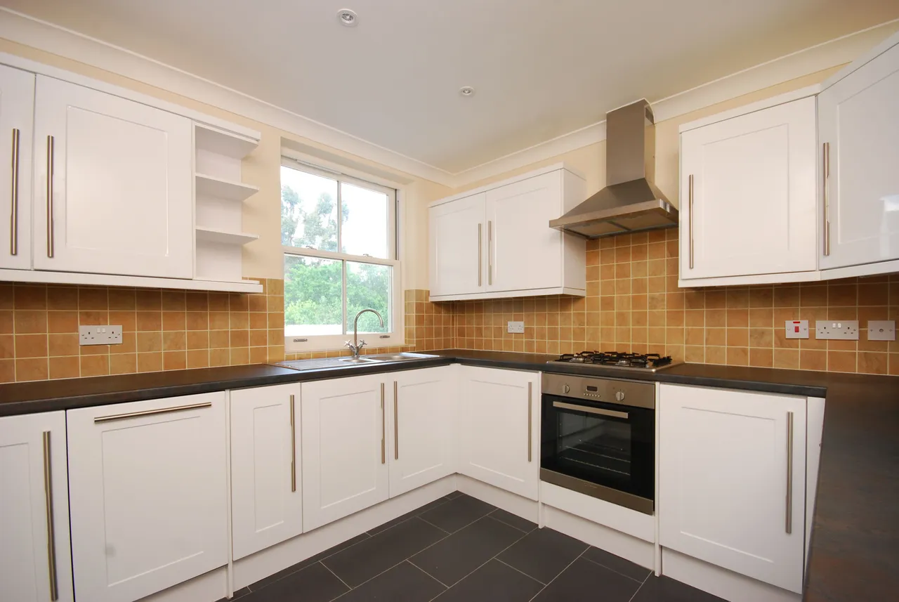 Flat 8, 1-14 Bass Mews, East Dulwich, photo 3