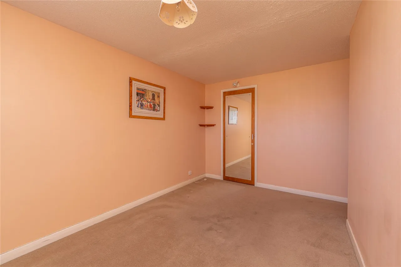 Eskbank Road, Bonnyrigg, EH19, photo 17