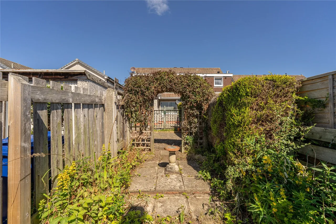 Eskbank Road, Bonnyrigg, EH19, photo 26