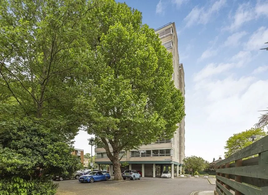 2 bed flat for sale — Lower Mortlake Road, Richmond, TW9