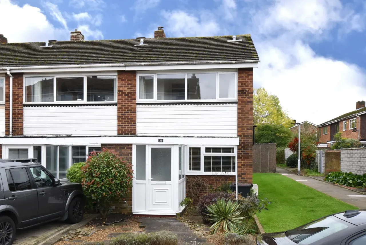 2 bed property to rent, Place Farm Avenue, Orpington, BR6
