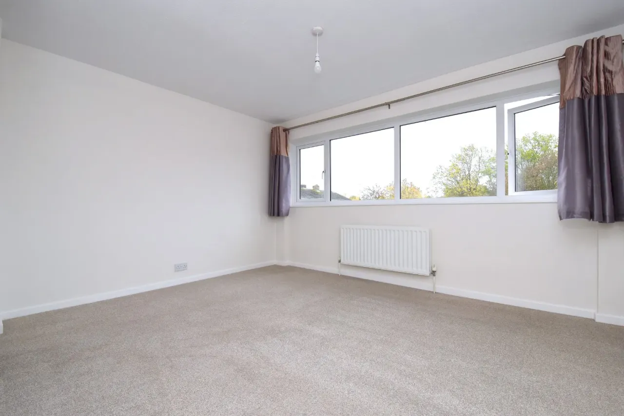 Place Farm Avenue, Orpington, BR6, photo 5