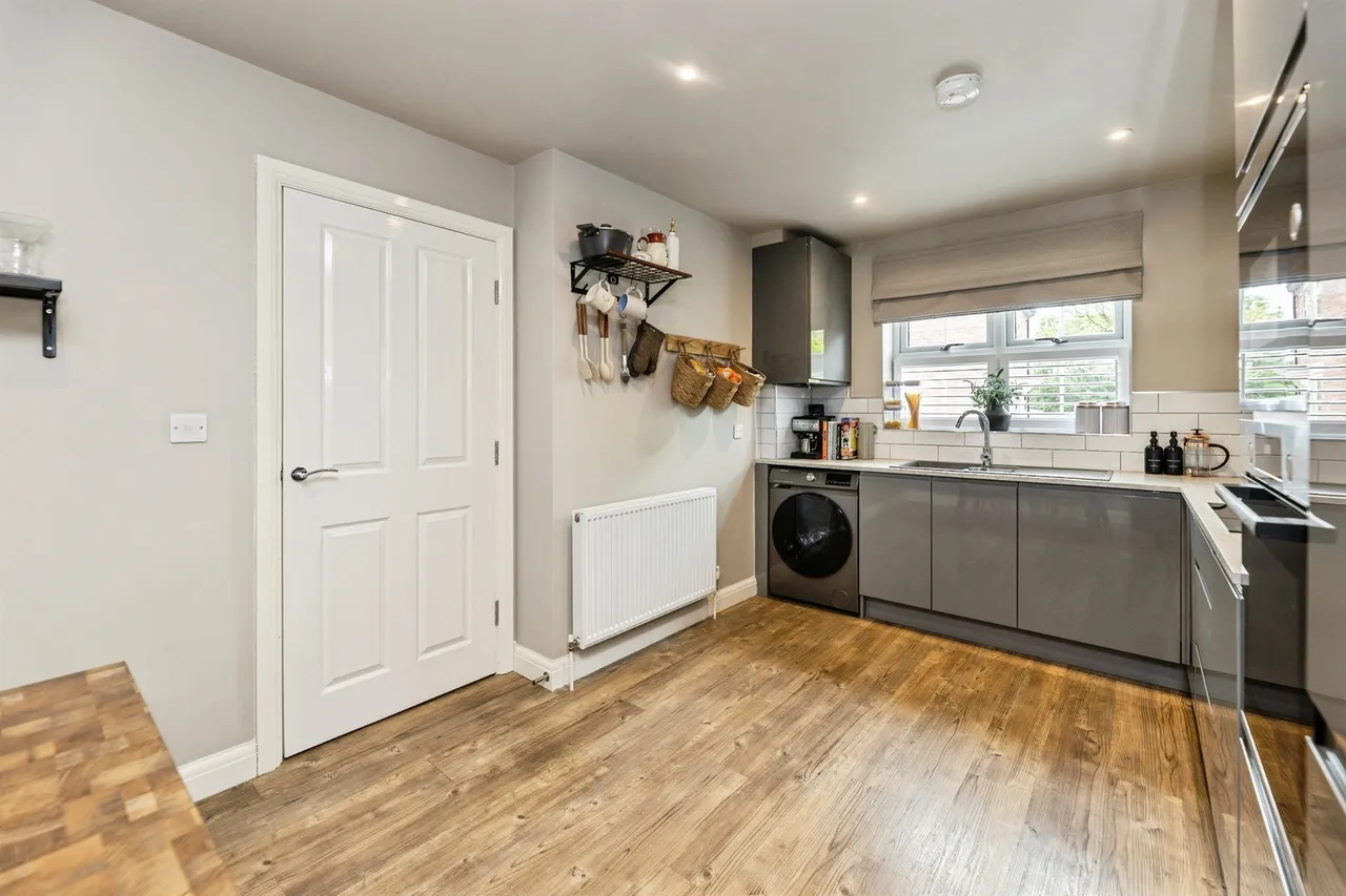 Paddock Close, Brierley, Barnsley, photo 7