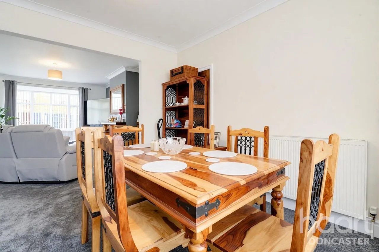 Grove Vale, Wheatley Hills, DN2, photo 11