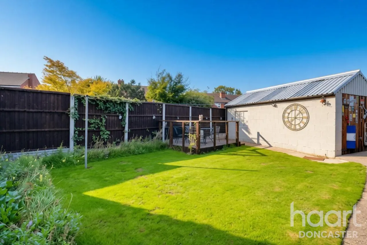 Grove Vale, Wheatley Hills, DN2, photo 22