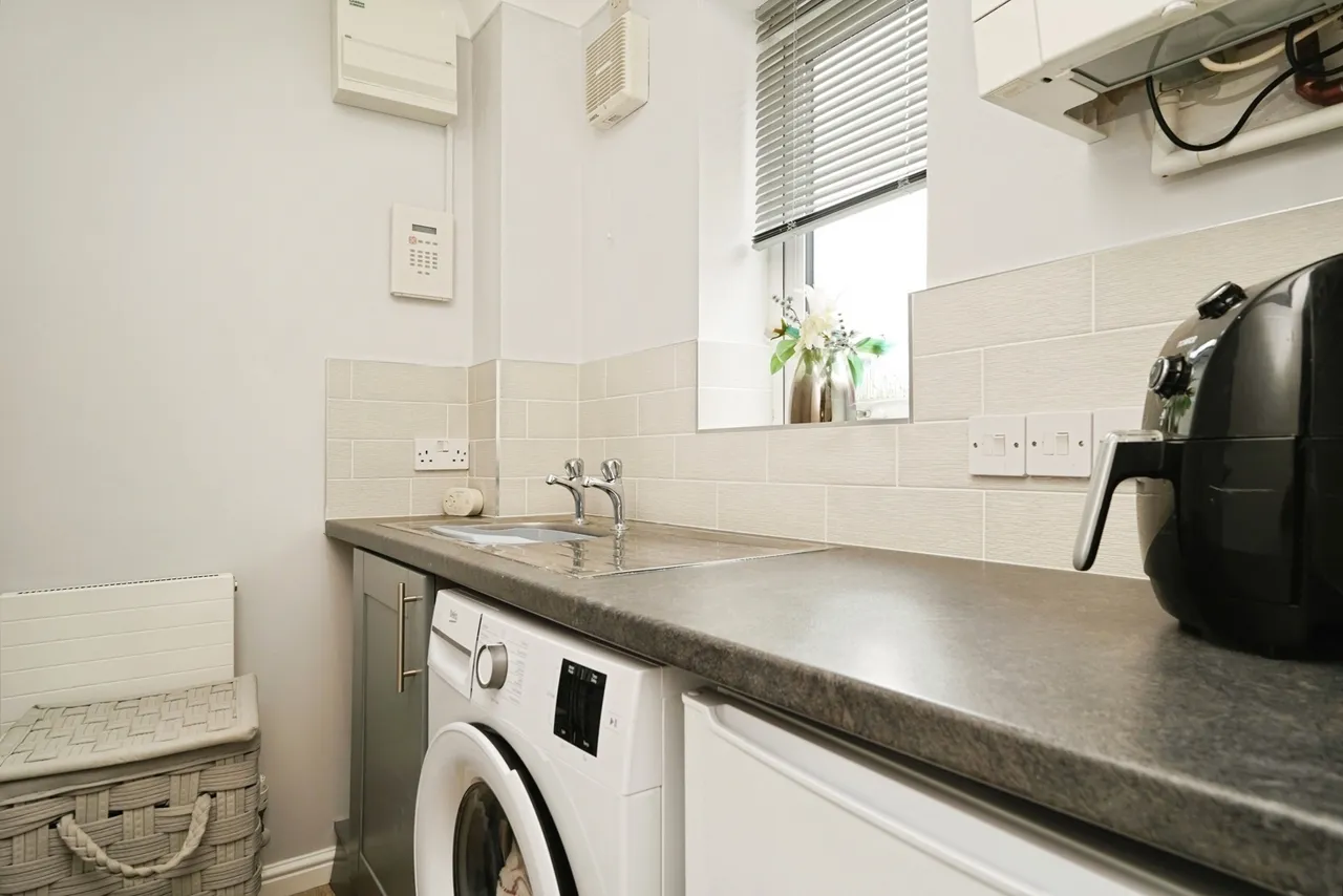 Beach Close, Evesham, WR11, photo 15
