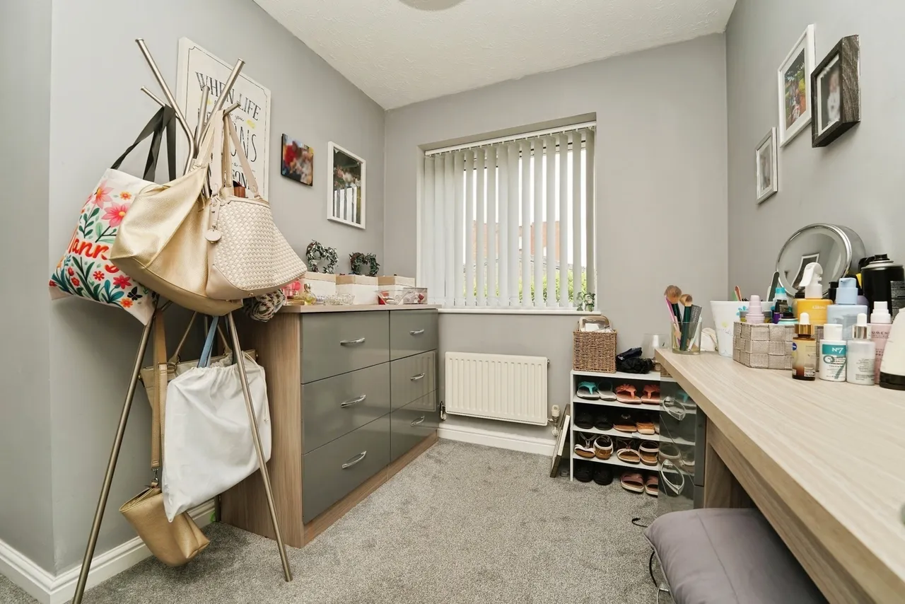 Beach Close, Evesham, WR11, photo 11