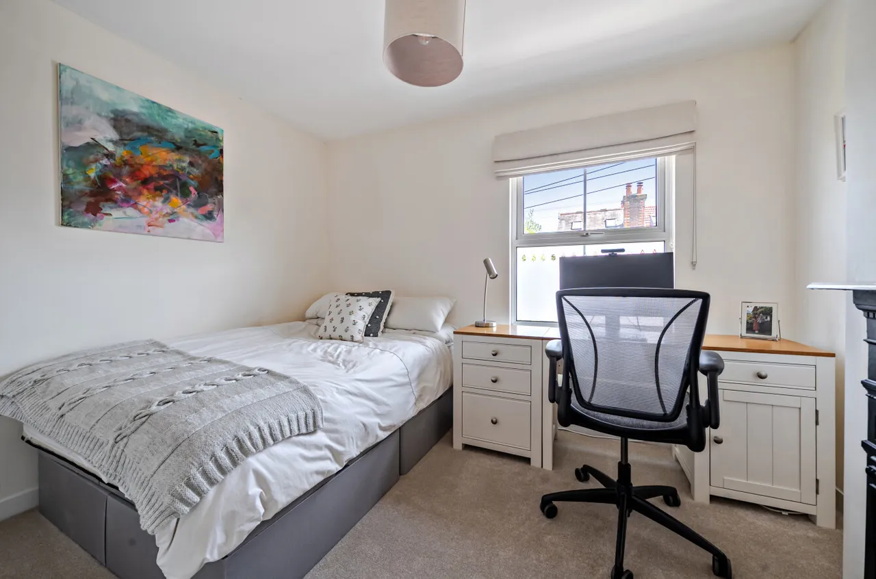 Ludlow Road, Guildford, GU2, photo 12