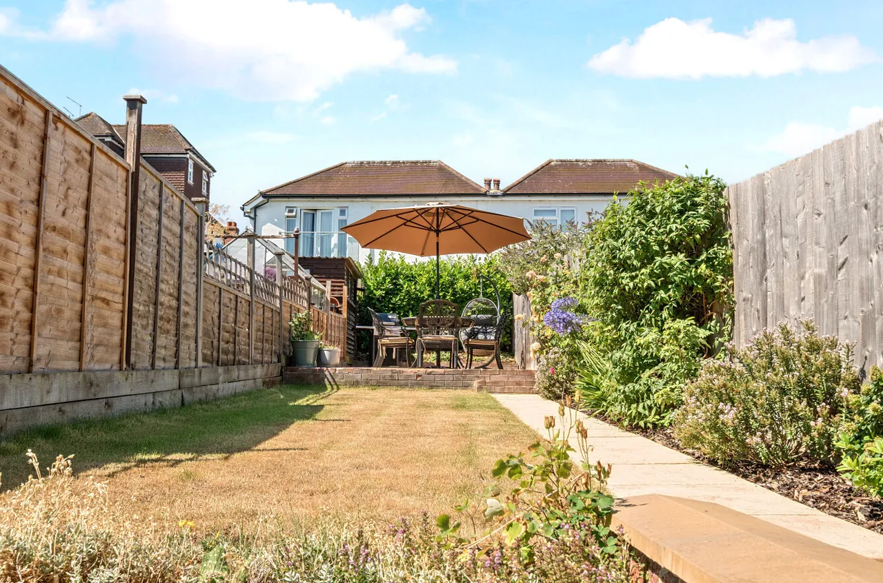 Ludlow Road, Guildford, GU2, photo 21