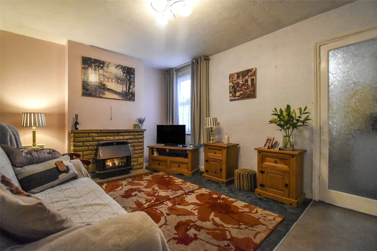 Herrett Street, Aldershot, Hampshire, GU12 4ED, photo 2