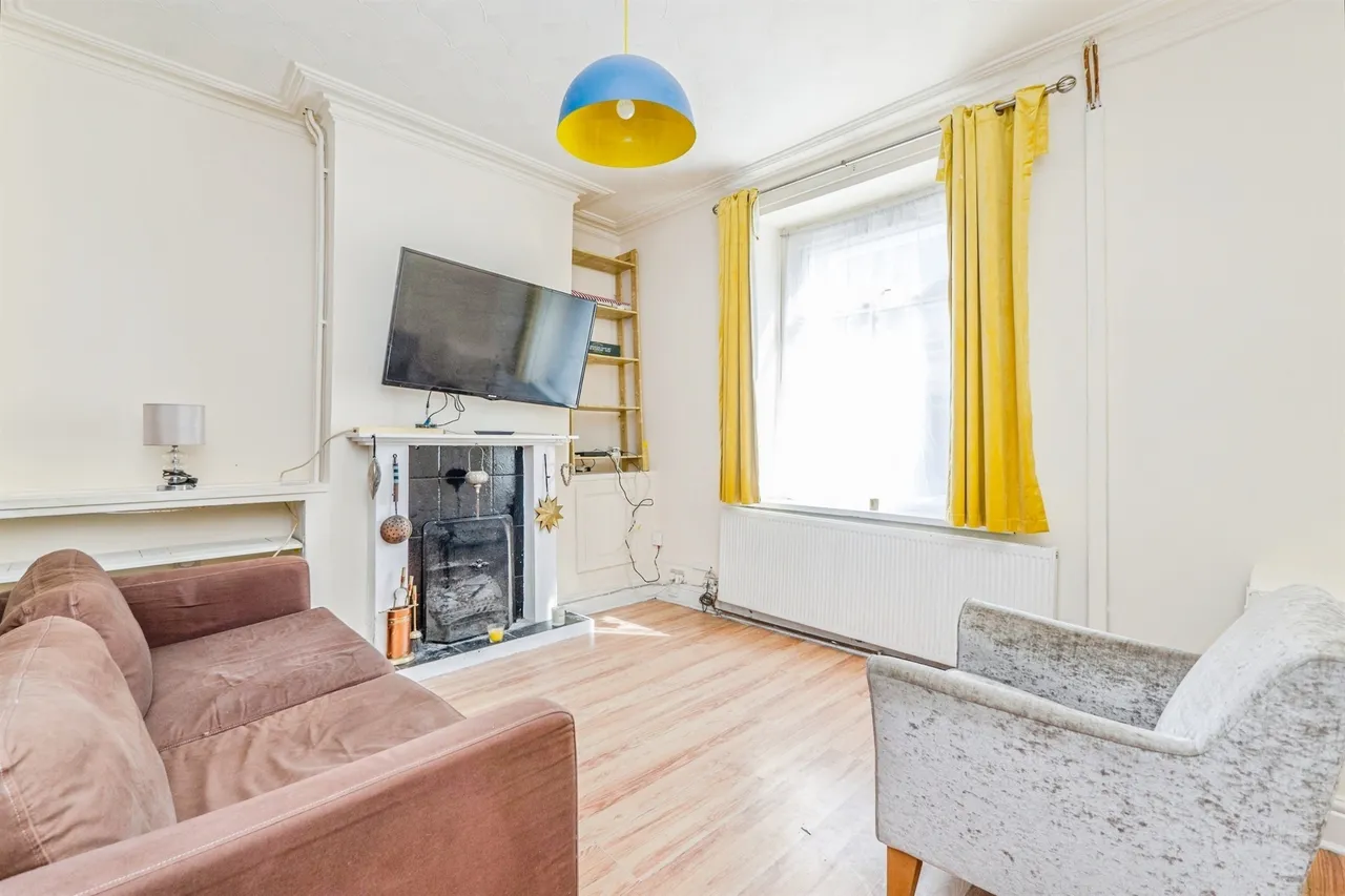Pearl Street, Splott, CF24, photo 4