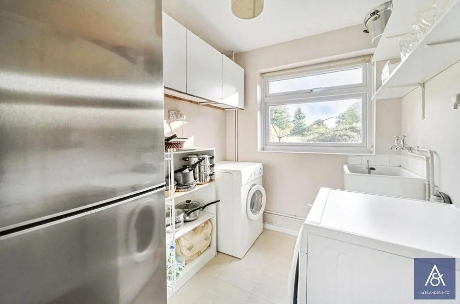 Evenley Road, Mixbury, NN13, photo 9