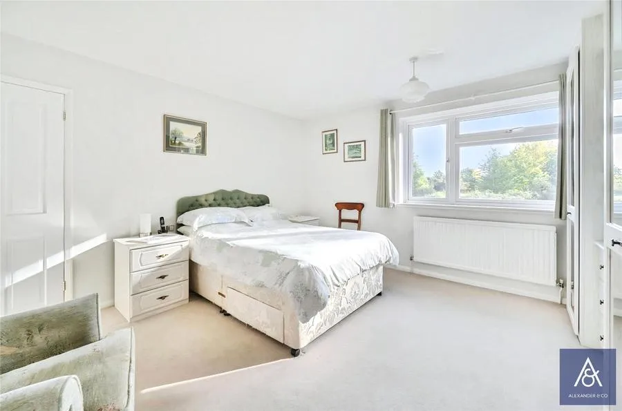 Evenley Road, Mixbury, NN13, photo 14