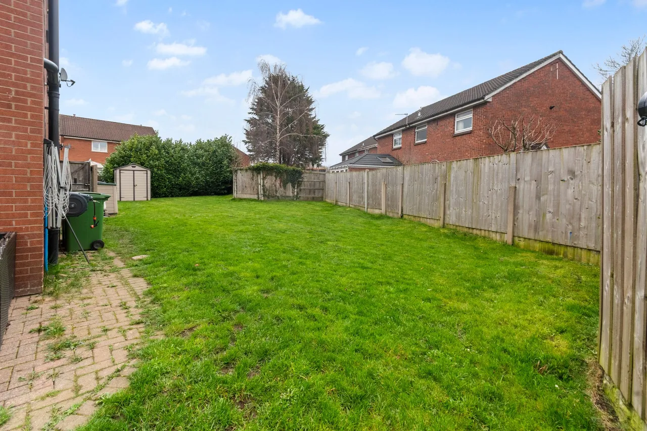 Kinross Close, Fearnhead, Warrington, Warrington, WA2 0UT, photo 31