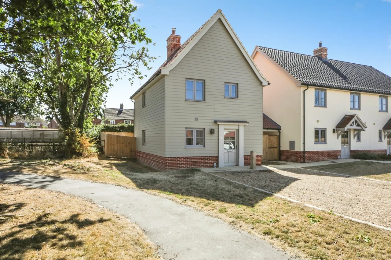 2 bed house for sale — Lawton Road, Mendlesham, Stowmarket
