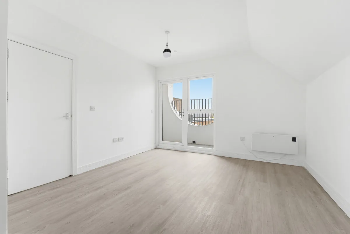 Queensway, Enfield, EN3, photo 9