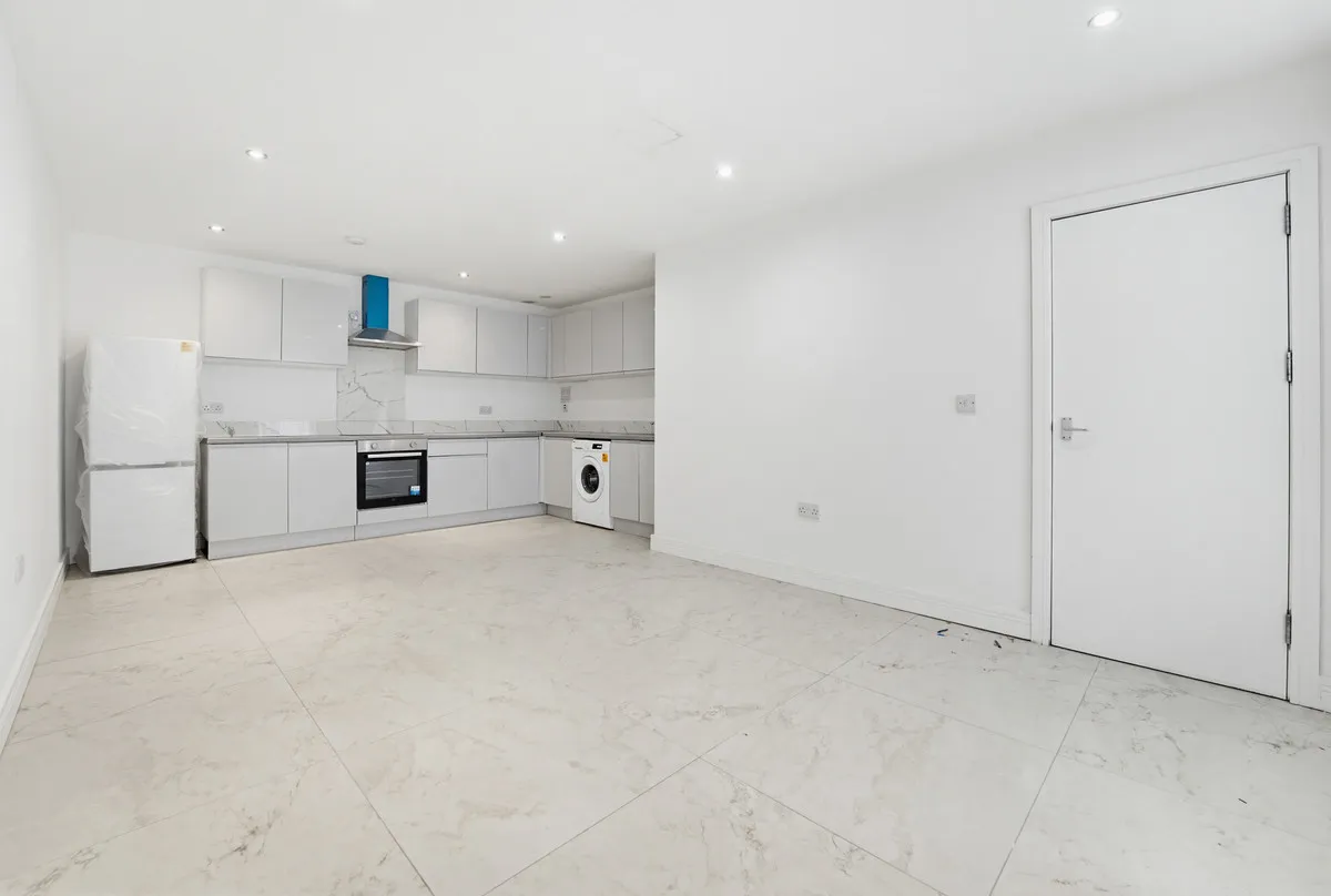 Queensway, Enfield, EN3, photo 10