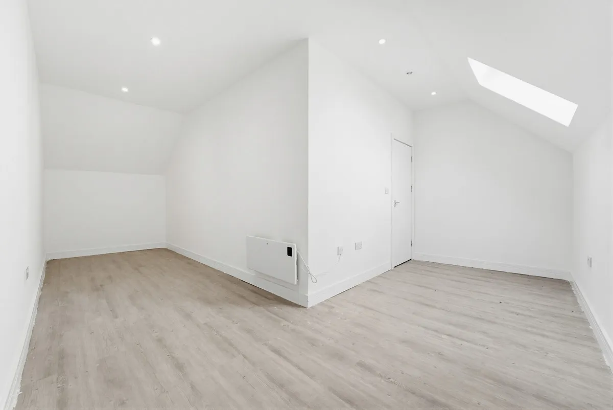 Queensway, Enfield, EN3, photo 21