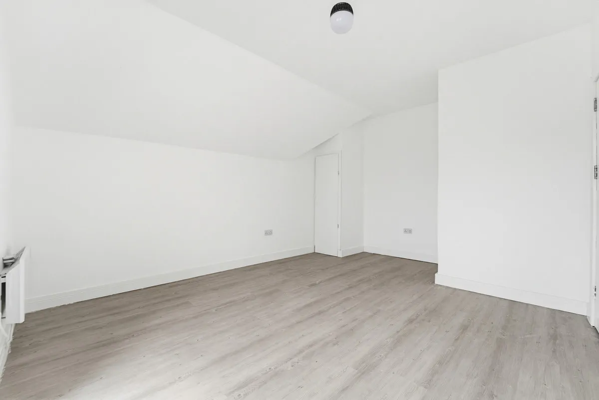 Queensway, Enfield, EN3, photo 6