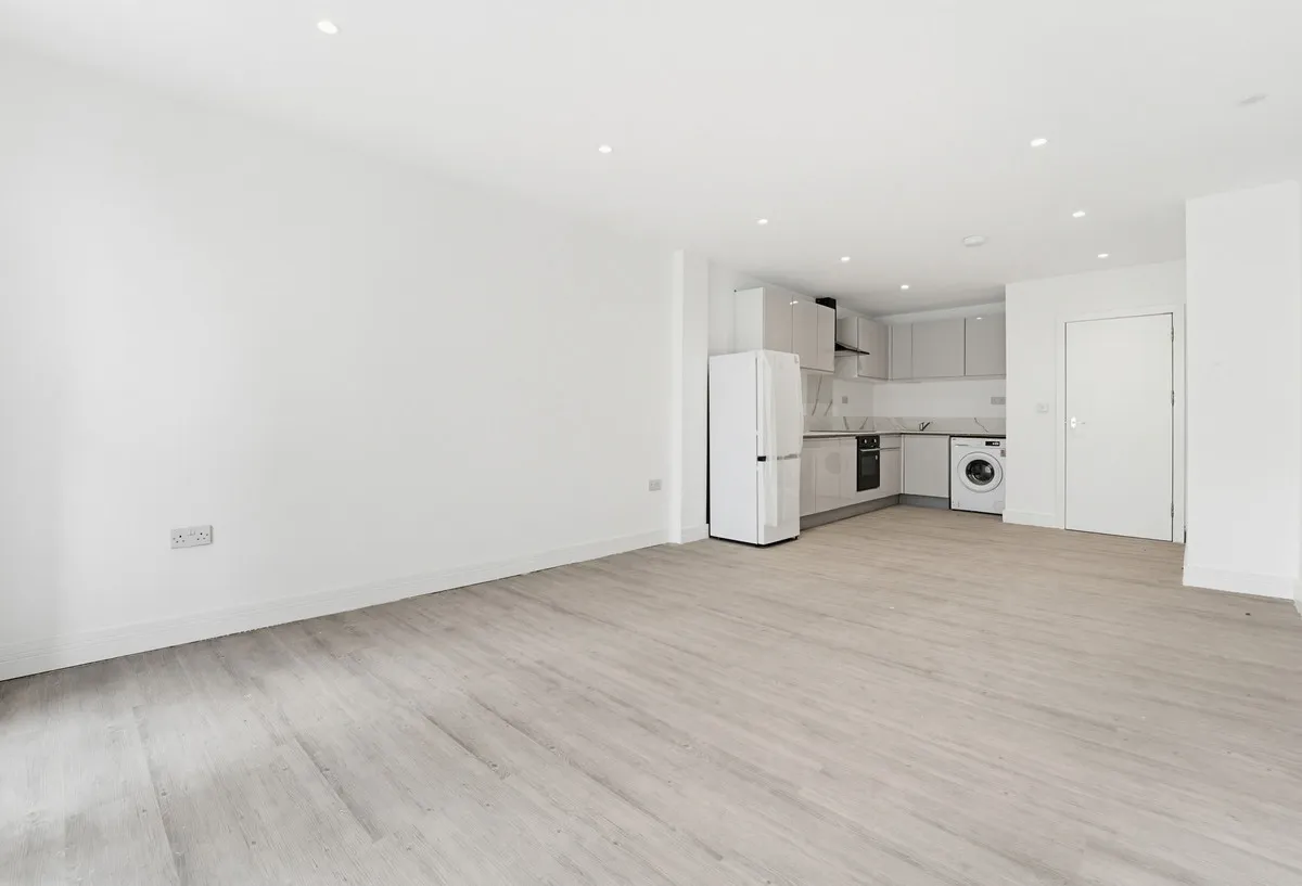 Queensway, Enfield, EN3, photo 20