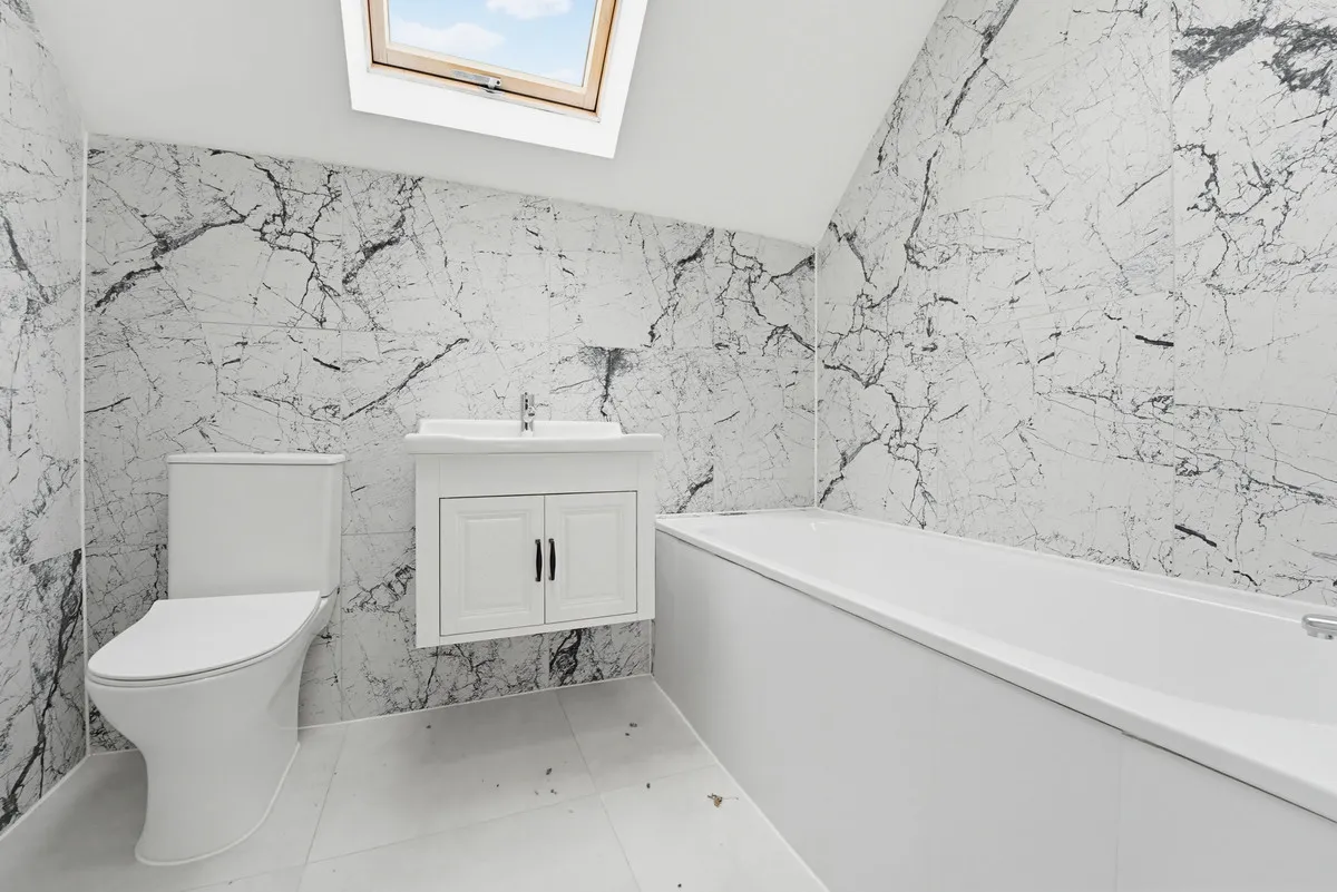 Queensway, Enfield, EN3, photo 24