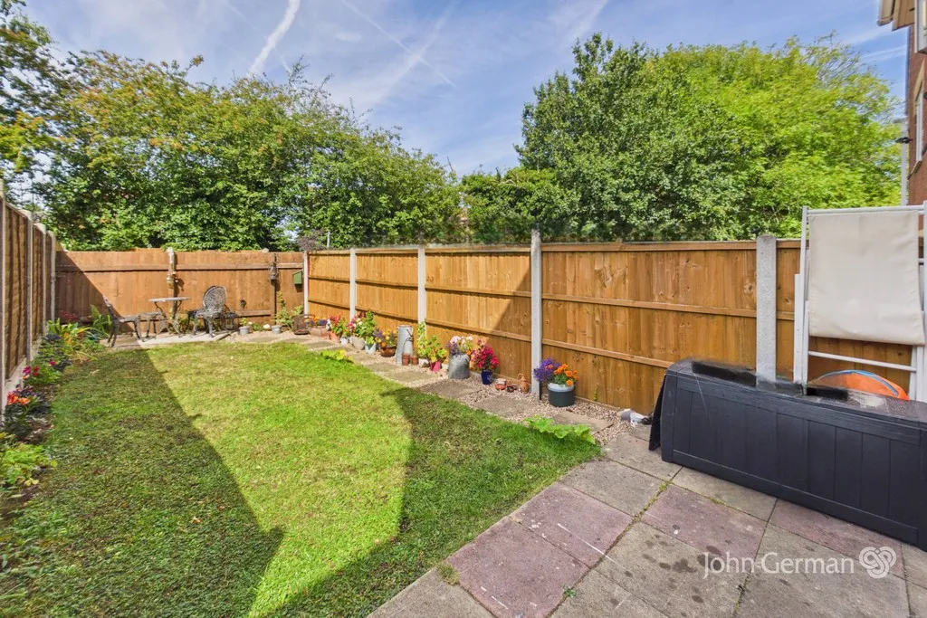 Severn Close, Uttoxeter, photo 13