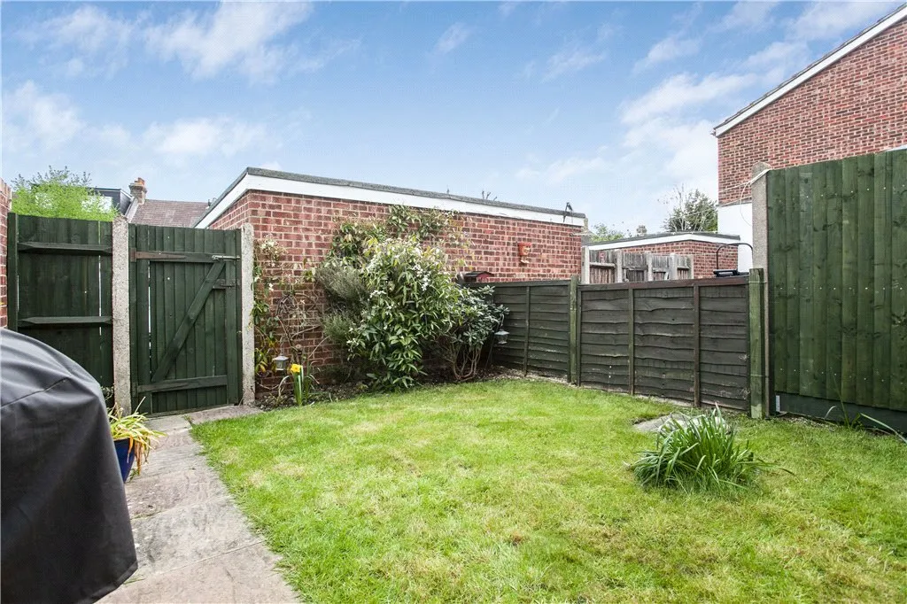St. Lukes Close, London, SE25, photo 5