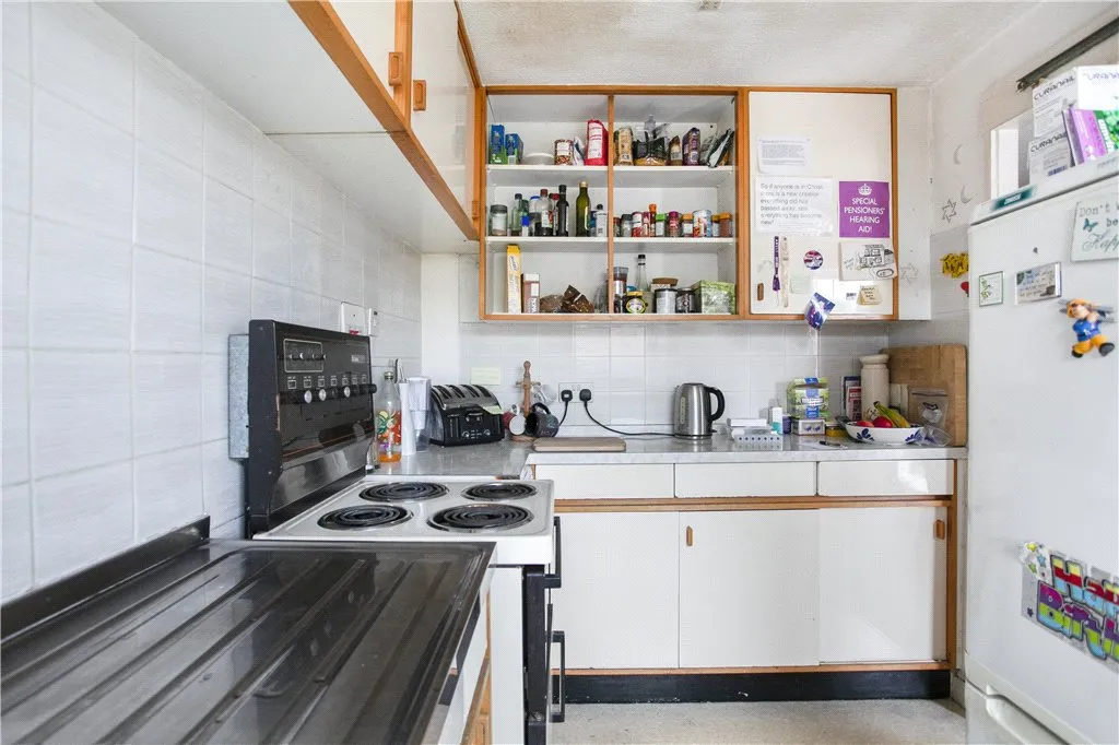 St. Lukes Close, London, SE25, photo 8
