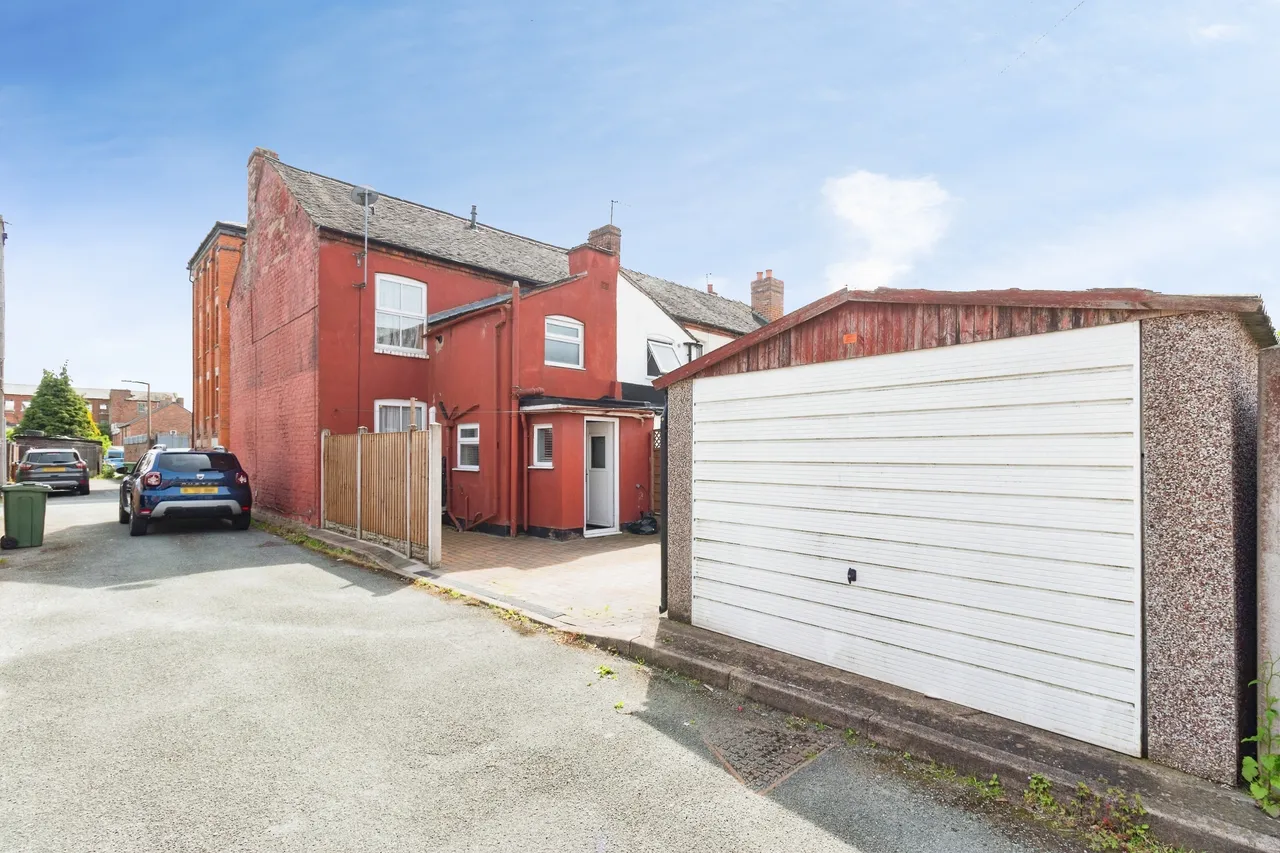 George Street, Stafford, ST16, photo 2