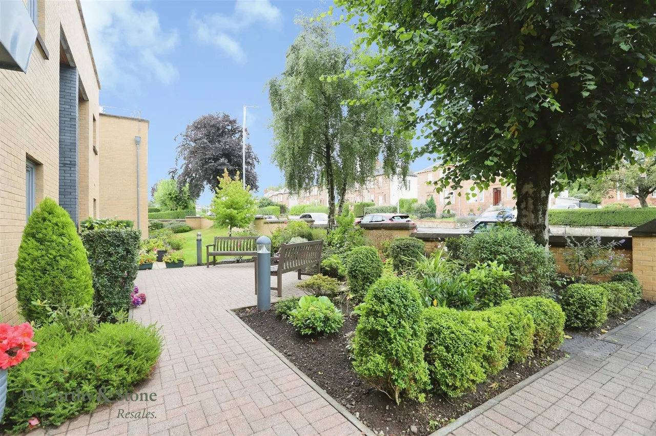 Clarkston Road, Glasgow, G44, photo 15