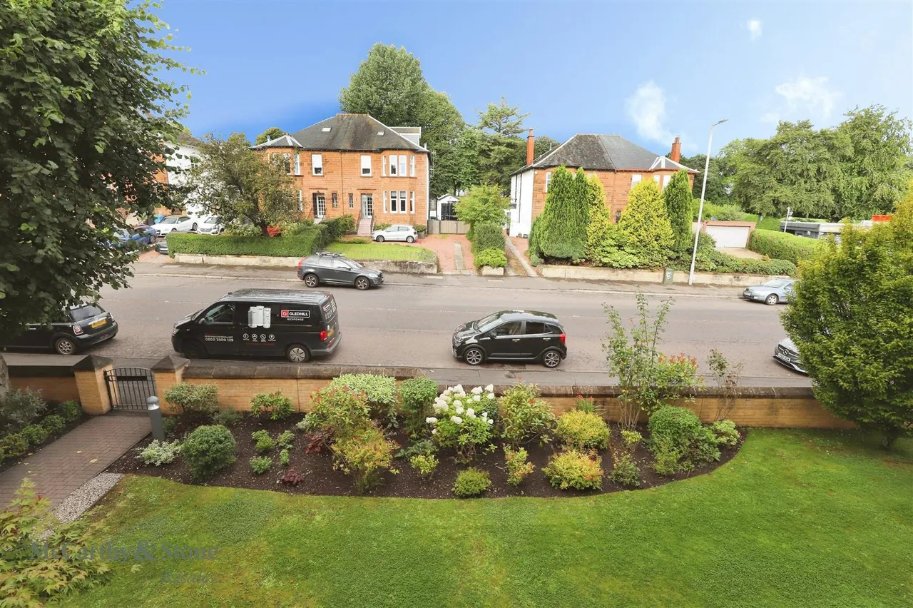 Clarkston Road, Glasgow, G44, photo 2