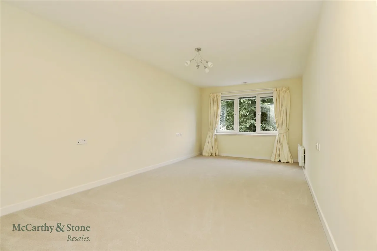 Clarkston Road, Glasgow, G44, photo 10