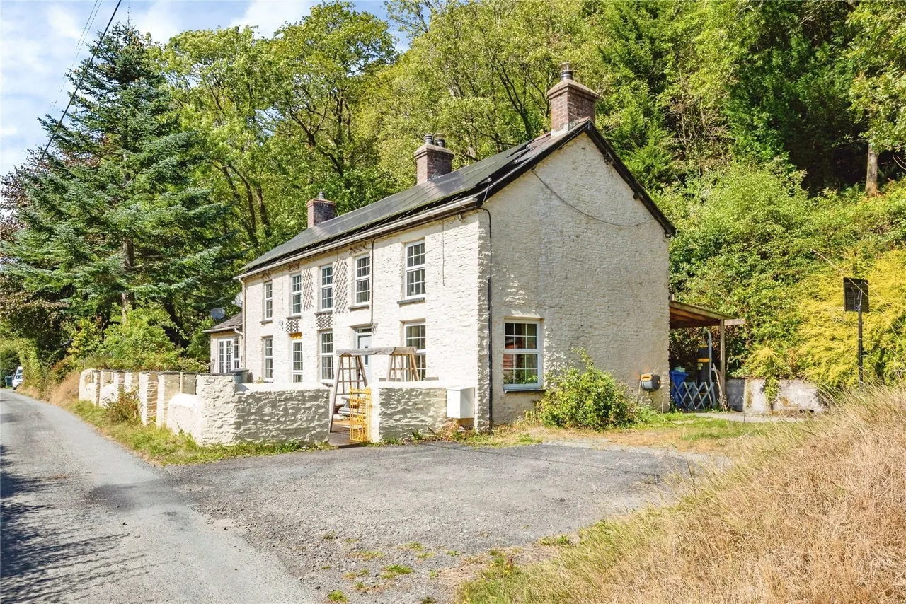 3 bed house for sale, Cwmrheidol, Aberystwyth, SY23