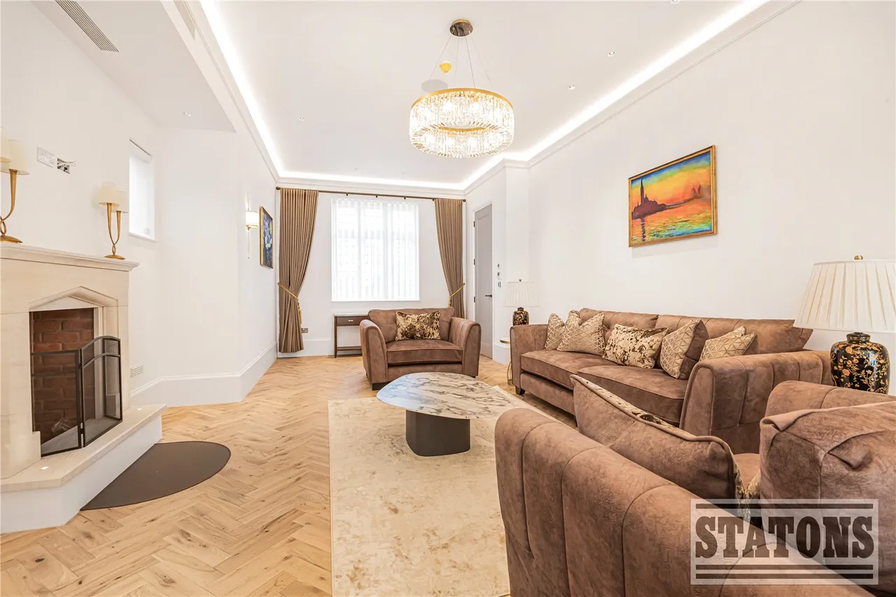 Beech Hill, Hadley Wood, EN4 0JP, photo 13