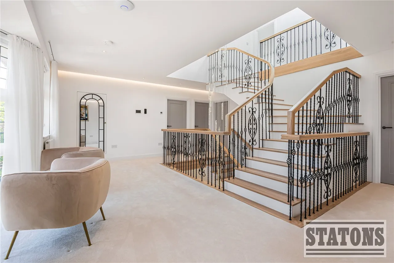 Beech Hill, Hadley Wood, EN4 0JP, photo 17
