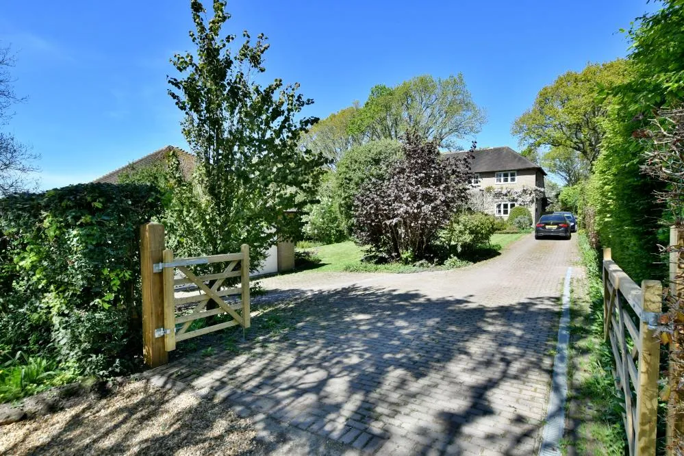 4 bed property for sale, Lower Row, Holt, BH21