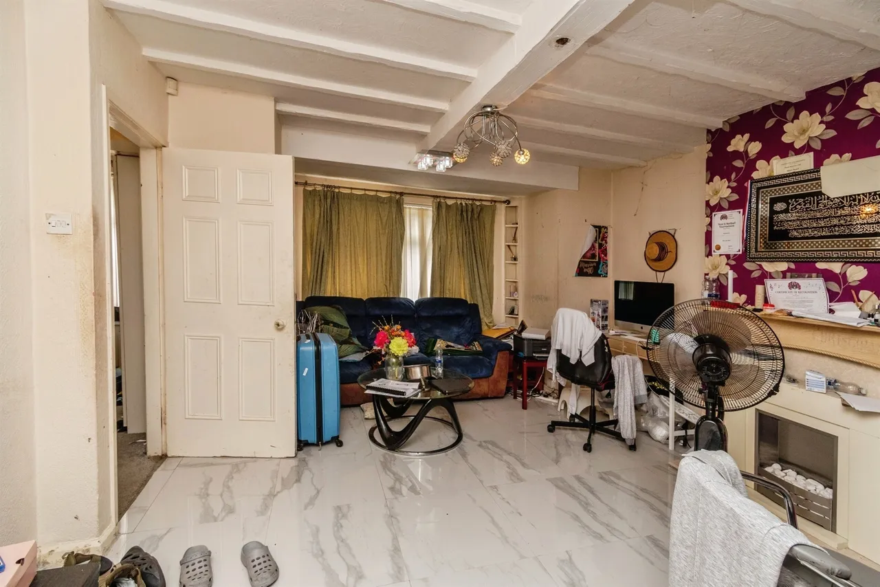 Oak Crescent, Walsall, WS3, photo 5