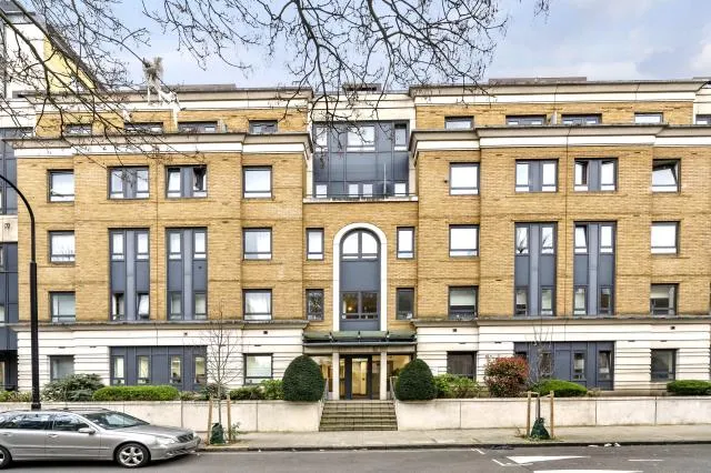 1 bed flat for sale, Kilburn Priory, London, NW6